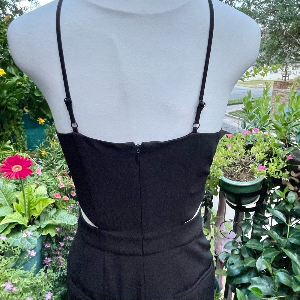 Bebe Wide Leg Cropped Length Halter Cut-out Jumpsuit Black Size 6 - Picture 9 of 14